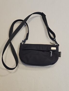 Pacsafe Convertable Crossbody/Belt Bag with RFID Pocket
